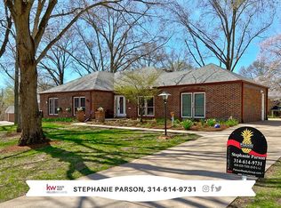 116 Spring Gate Dr, Chesterfield, MO 63017