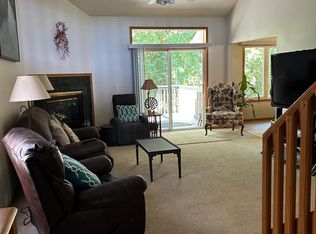 11373 Edgemere Ter, Roscoe, IL 61073