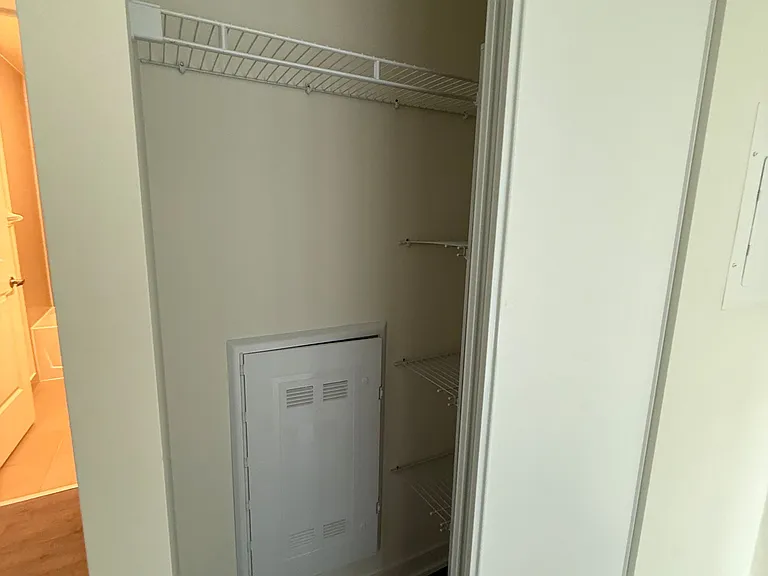 38 Annie Craig Dr #611 — Photo 3