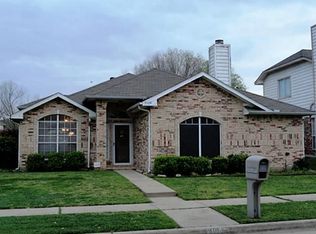 2105 Regency Dr, Flower Mound, TX 75028