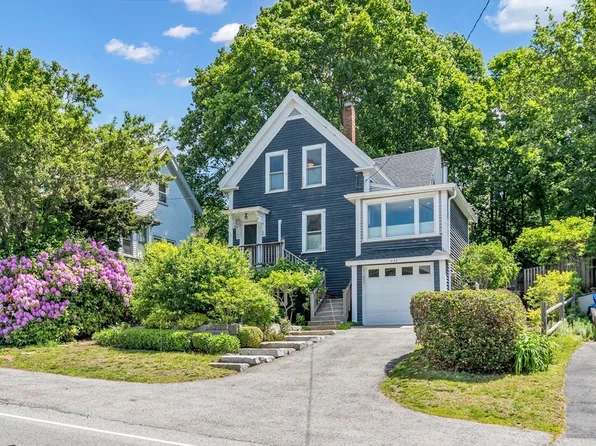 453 Washington St, Gloucester, MA 01930