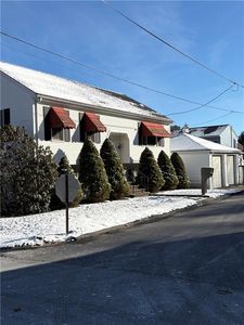 2 Valley St, Lincoln, RI, 02838