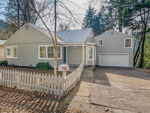 3rd image of 4312 Hemlock St