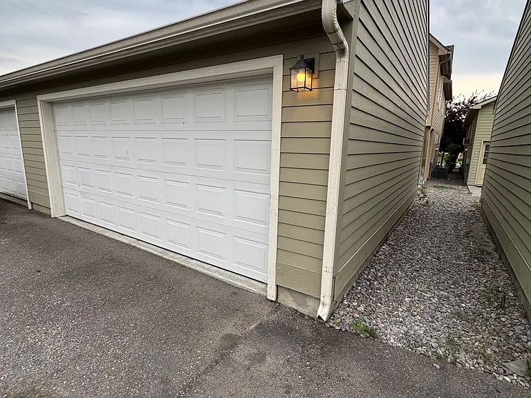 2132 W Sussex Ave — Photo 27