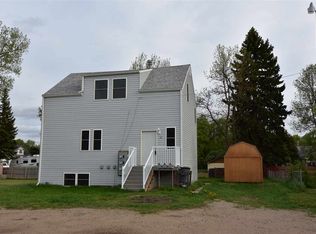 11 8th Ave NW, Minot, ND 58703