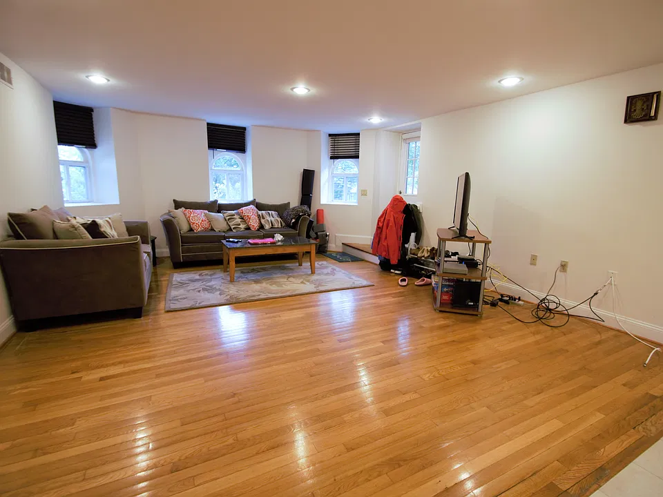 31 York Ter #1