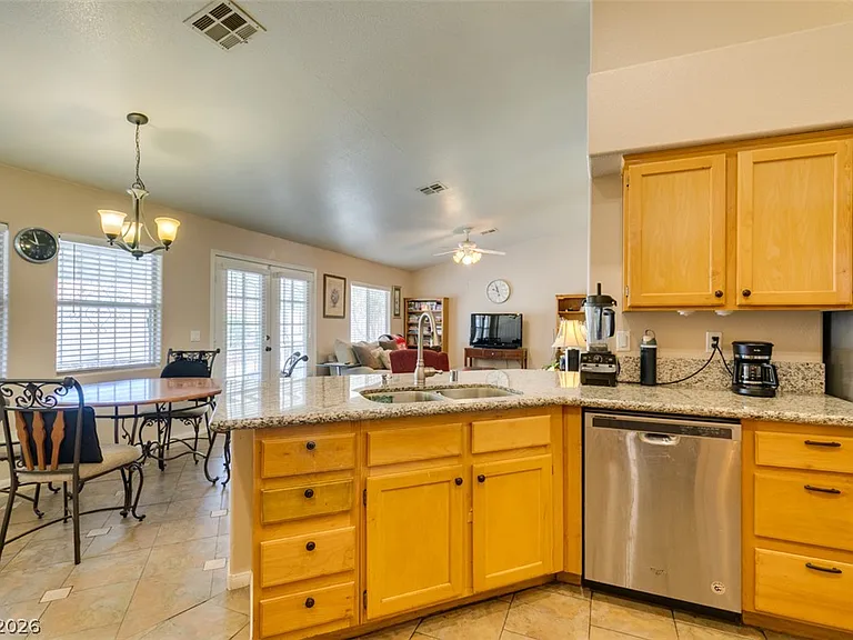 6405 Steamship Ct — Photo 33
