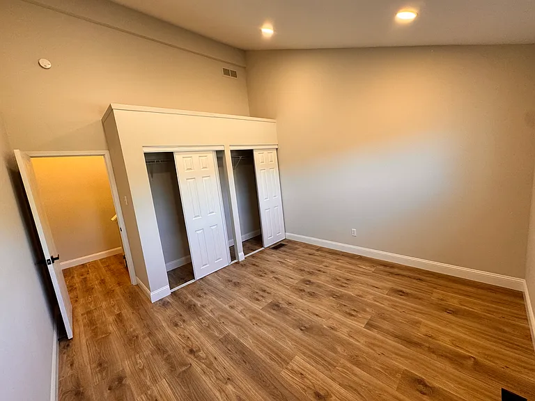 402 Harrison Pl — Photo 15