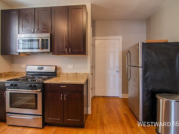 3rd image of 3023 W Diversey Ave #3