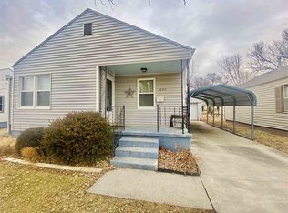 623 Garfield St, Clay Center, KS 67432