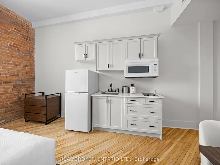 150 Mill St #202 — Photo 5
