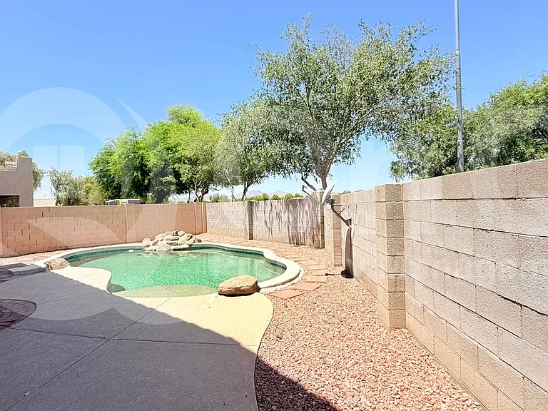 15632 N 156th Ln — Photo 26
