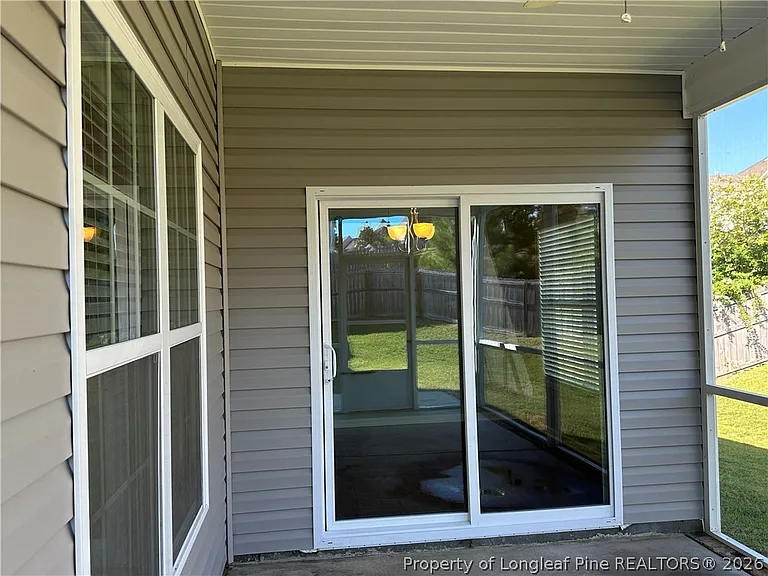 498 New Castle Ln — Photo 38