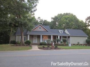 1303 River Oaks, Benton, AR 72019