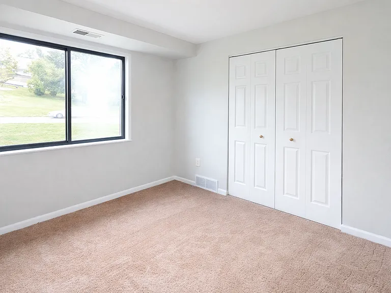 2 Bed/1 Bath (Unit 20)