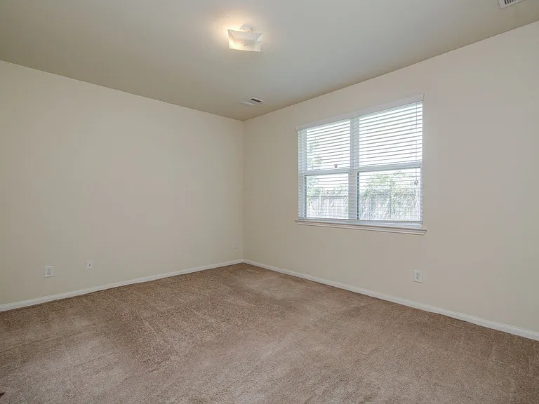 10410 Solitude Way — Photo 20