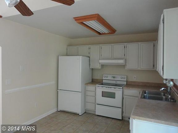 4th image of 3111 Brown Hill Dr