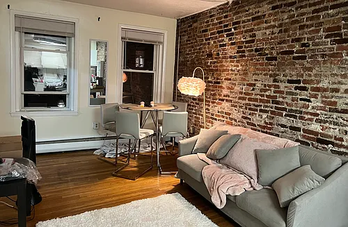 15 Garden St Photo 1