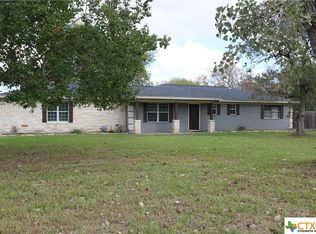 2204 Mercury Dr, Victoria, TX 77904