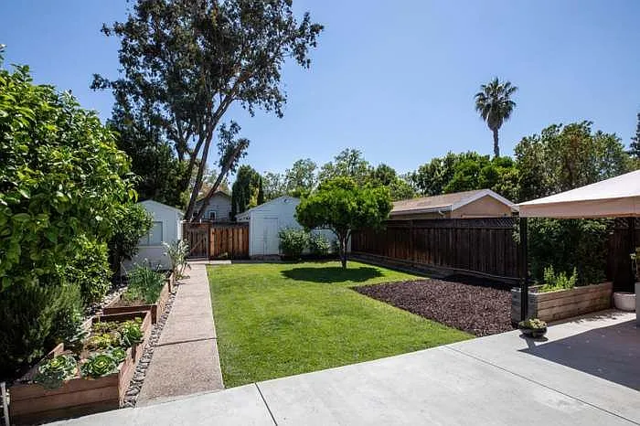 354 Fuller Ave — Photo 17