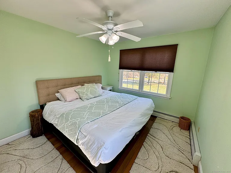 11 Van Campen Ln — Photo 34