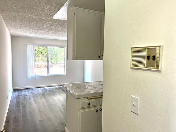 4th image of 11726 Lemay St APT 8