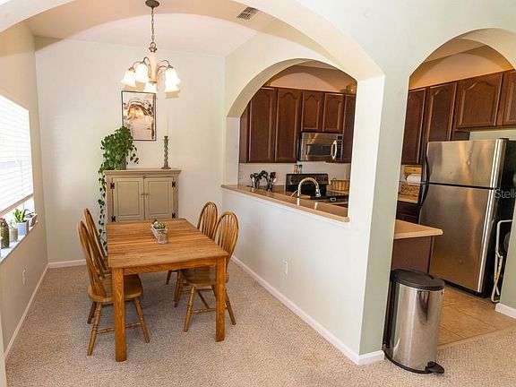 3rd image of 10345 Park Commons Dr