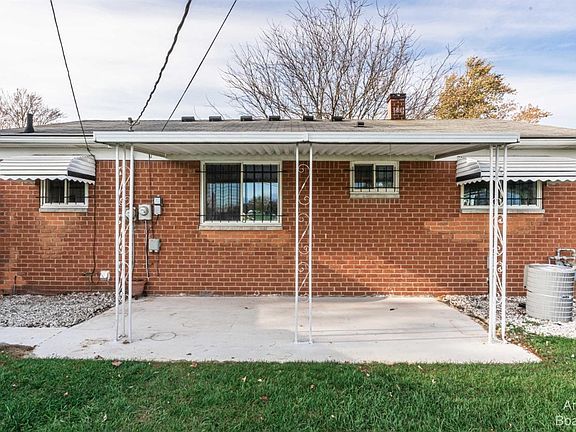4th image of 1200 Wendell Ave