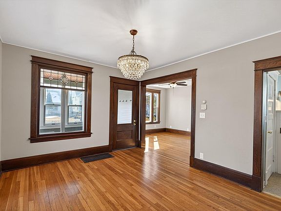 5th image of 1343 Edmund Ave