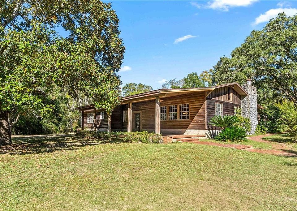 1st image of 32771 Antietam Rd