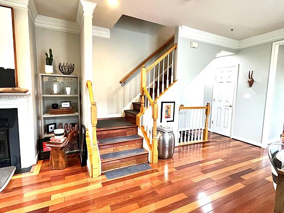 3rd image of 535 Casey Ln