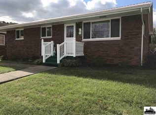 820 Camden Rd, Huntington, WV 25704