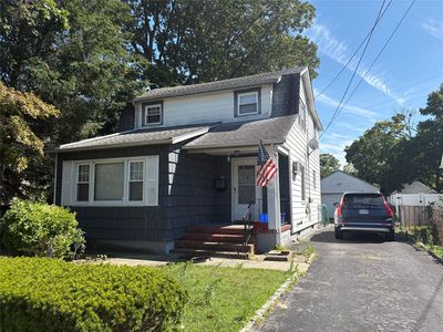 9 Prospect Avenue, East Rockaway, NY, 11518