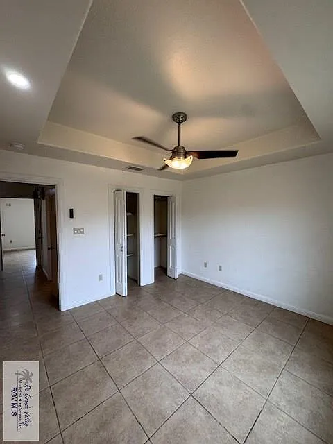 3 bed, 2.5 bath, 1438 sqft, $1,950 — Photo 3