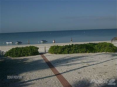 2nd image of 5520 Estero Blvd