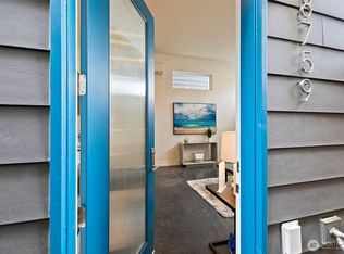 8759 15th Ave NW, Seattle, WA 98117