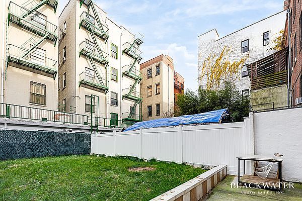 1st image of 5 E 124th St APT 2