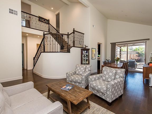4th image of 4669 Lambert Court