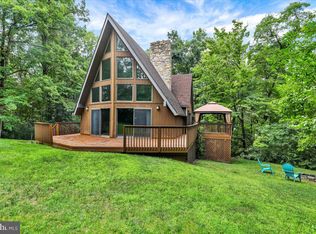 31 Todd Dr, Leesport, PA 19533