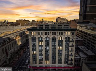 1228 Arch St #8B, Philadelphia, PA 19107