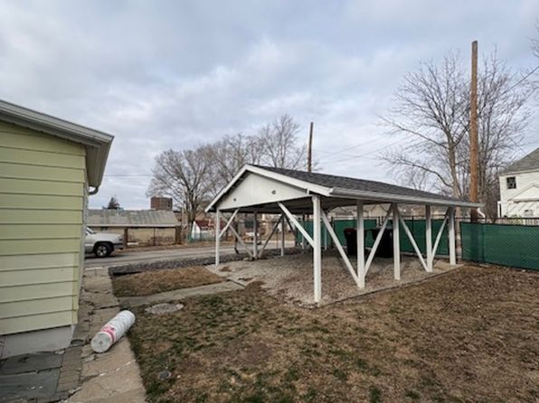 901 NE Glen Oak Ave #2