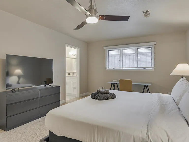 2116 Newcastle Cir — Photo 18