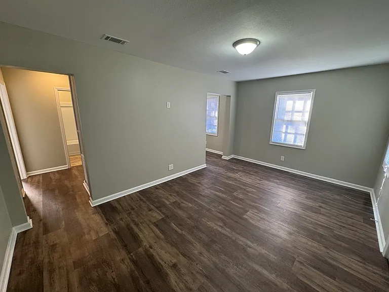 1318 N Dawson St — Photo 9
