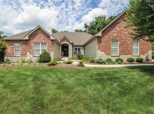 9814 Grandview Lake Ct, Saint Louis, MO 63127