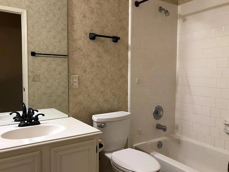 4712 Bull Run Dr — Photo 17
