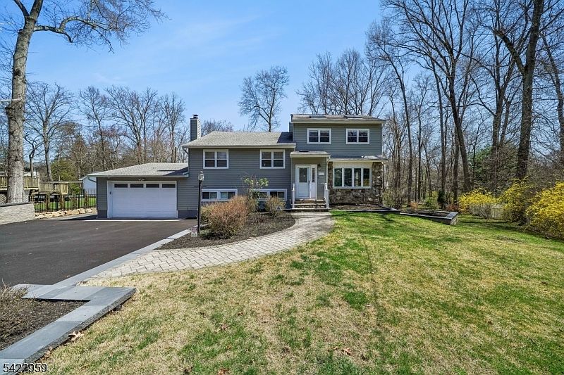 1st image of 47 Crossbrook Rd