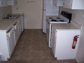 2nd image of 11201 Lomas Blvd NE APT 23