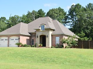 732 Wildwood Dr, Meridian, MS 39301