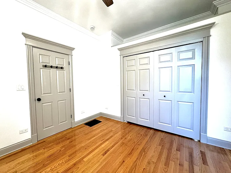 2424 N Mozart St #2 — Photo 14