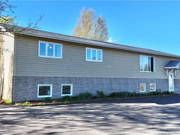 866 Robertville, Beresford, NB E8K 2K5